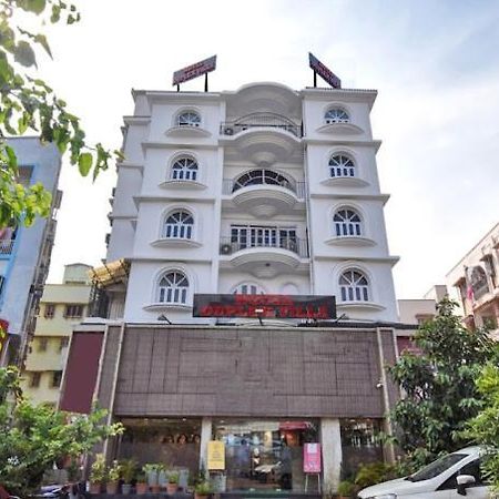 Hotel Kolkata Exterior photo